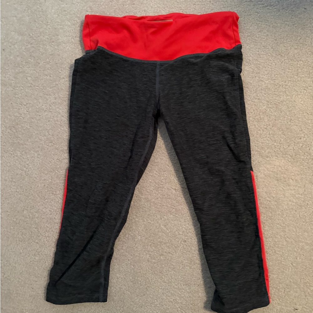 Women’s Pink and Grey 3/4 Leggings